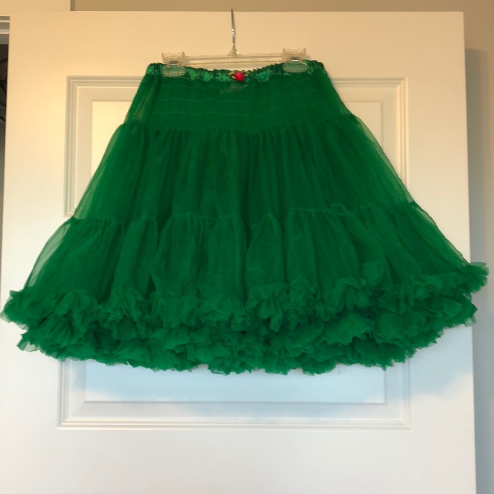 NWT Cute Betsey Johnson Green Petticoat Crinoline
